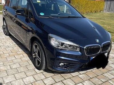 Gebraucht BMW 220 Gran Tourer Sport Line 190 PS (139 kW) 2016 Blau Van / Kleinbus