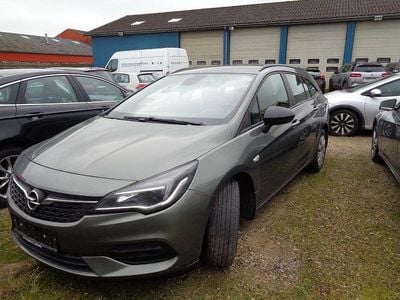 Grau Gebraucht 2021 Opel Astra Business Kombi | 5.900 €