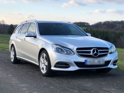 gebraucht Mercedes E220 BlueTEC BE T Edition AVANTG. Auto. Edi...