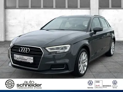 Gebraucht Audi A3 Design 150 PS (110 kW) 2020 Grau Limousine