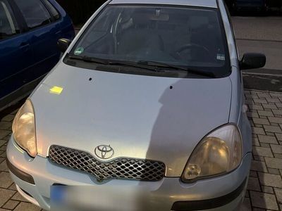 gebraucht Toyota Yaris 1.0 Benziner