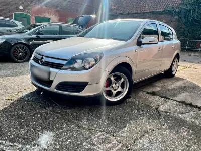 Gebraucht Opel Astra 105 PS (77 kW) 2004 Grau Kleinwagen