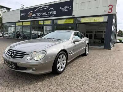 Gebraucht Mercedes SL350 245 PS (180 kW) 2005 Cubanitsilber Cabrio