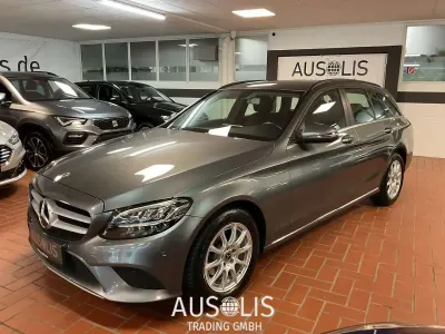 Gebraucht Mercedes C200 Business 160 PS (117 kW) 2021 Selenit grau metallic Kombi