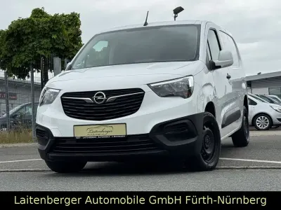 Gebraucht Opel Combo Edition 102 PS (75 kW) 2021 Weiß Van / Kleinbus