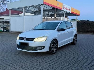 Gebraucht VW Polo Match 90 PS (66 kW) 2012 Weiß Kleinwagen