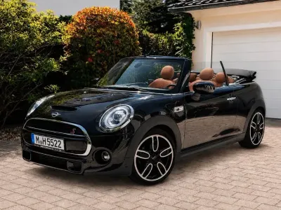 Gebraucht Mini Cooper S 192 PS (141 kW) 2020 Schwarz Kleinwagen
