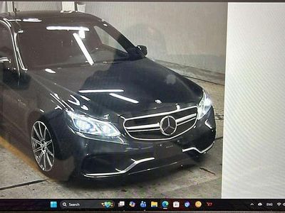 Mercedes E63 AMG