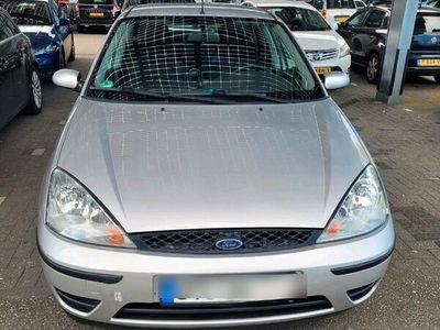 gebraucht Ford Focus 1,6