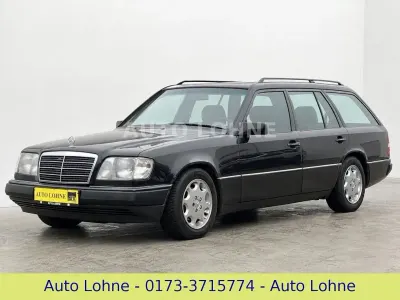 Gebraucht Mercedes 230 132 PS (97 kW) 1991 Schwarz Limousine