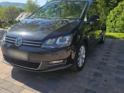 Second-hand VW Sharan 177 CP (130 kW) 2013 Negru Monovolum