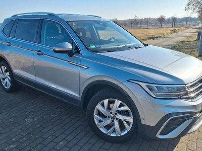 Usata VW Tiguan Allspace Life 150 CV (110 kW) 2022 Argento SUV