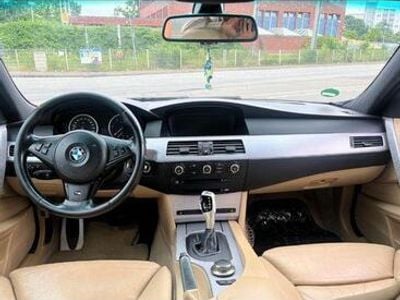 BMW 525