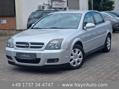 Gebraucht Opel Vectra Edition 101 PS (74 kW) 2005 Silber Limousine