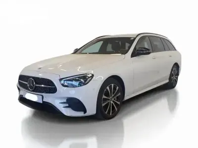 Gebraucht Mercedes E300 AMG line 194 PS (142 kW) 2022 Weiß Limousine