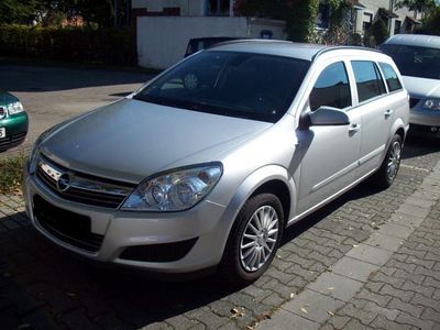 Gebraucht Opel Astra Edition 110 PS (80 kW) 2008 Silber metallic Kombi