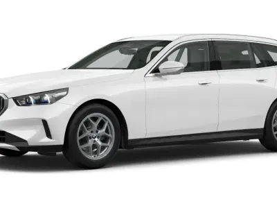 Gebraucht BMW 520 Comfort Edition 208 PS (152 kW) 2025 Weiß Kombi