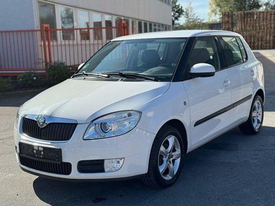 Gebraucht Skoda Fabia Style 69 PS (50 kW) 2009 Weiß Kleinwagen