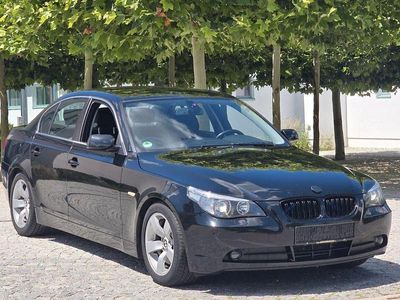 BMW 523
