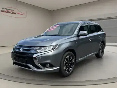 Gebraucht Mitsubishi Outlander P-HEV 203 PS (149 kW) 2017 Grau SUV