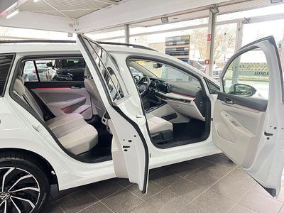 Weiß Gebraucht 2022 VW Golf VIII S Kombi | 20.700 € (Fairer Preis)