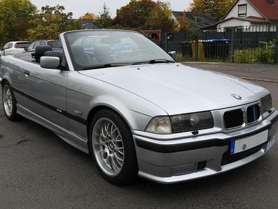 Gebraucht BMW 328 193 PS (141 kW) 1995 Silber Coupé