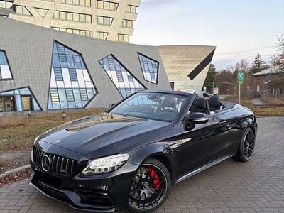 Second-hand Mercedes C63 AMG AMG 510 CP (375 kW) 2022 Negru Cabrio