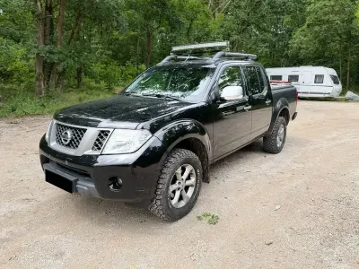 Gebraucht Nissan Navara 190 PS (139 kW) 2014 Schwarz Pickup