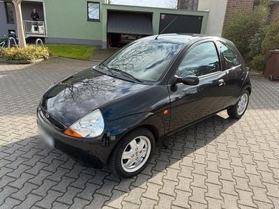 Gebraucht Ford Ka 60 PS (44 kW) 2002 Schwarz Kleinwagen