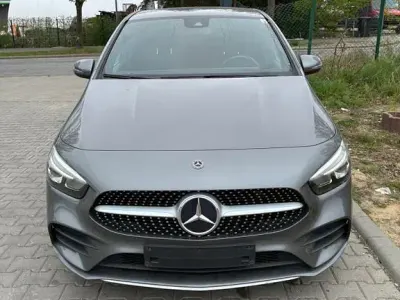 Gebraucht Mercedes B180 116 PS (85 kW) 2020 Grau Van / Kleinbus
