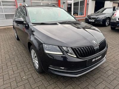 Schwarz Gebraucht 2018 Skoda Octavia Style Kombi | 9.990 € (Guter Preis)