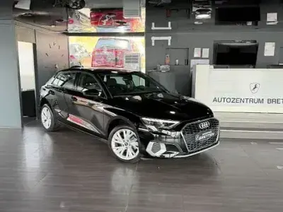 Gebraucht Audi A3 Advanced 110 PS (80 kW) 2023 Schwarz Limousine