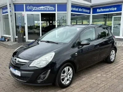 Gebraucht Opel Corsa Active 87 PS (63 kW) 2013 Schwarz Kleinwagen