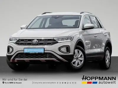Gebraucht VW T-Roc Life 150 PS (110 kW) 2023 Ascotgrau SUV