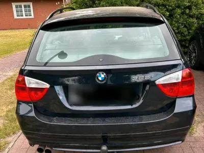 Gebraucht BMW 325 218 PS (160 kW) 2006 Blau Kombi