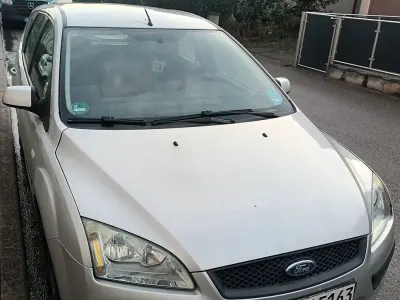 Gebraucht Ford Focus 116 PS (85 kW) 2006 Silber Kombi
