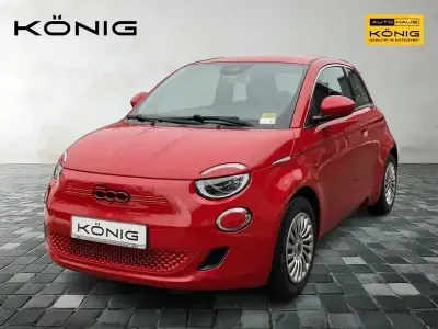 Gebraucht Fiat 500e Red 86 kW (118 PS) 2023 Passione rot Kleinwagen