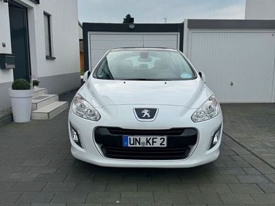 gebraucht Peugeot 308 1,6 hdi