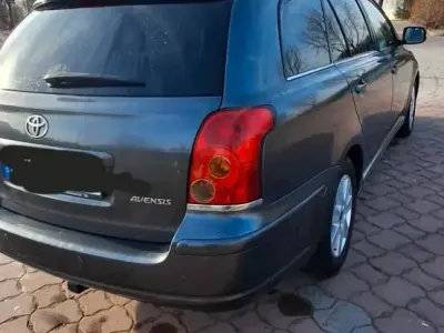 Gebraucht Toyota Avensis 129 PS (94 kW) 2007 Grau Kombi