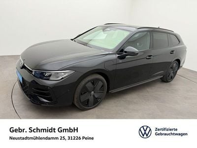Gebraucht VW Passat R-line 272 PS (200 kW) 2024 Black metallic Kombi