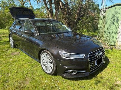 Używany Audi A6 Sport 218 KM (160 kW) 2015 Brązowy Kombi