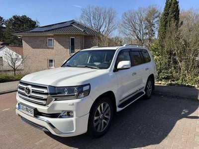 Gebraucht Toyota Land Cruiser Executive 272 PS (200 kW) 2017 Weiß SUV