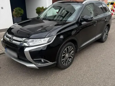 Gebraucht Mitsubishi Outlander 150 PS (110 kW) 2018 Schwarz SUV