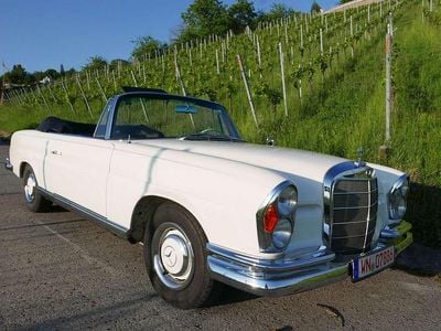 Gebraucht Mercedes 220 120 PS (88 kW) 1963 Weiß Cabrio