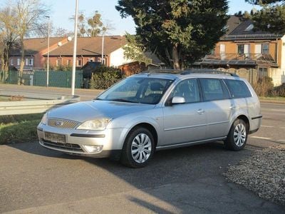 Gebraucht Ford Mondeo Ghia 131 PS (96 kW) 2003 Silber Kombi