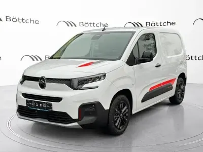 Neu Citroën Berlingo XTR 131 PS (96 kW) 2026 Weiß Van / Kleinbus