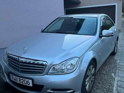 Mercedes C200