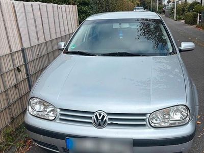Silber Gebraucht 2002 VW Golf IV Kleinwagen | 1.549 € (Fairer Preis)