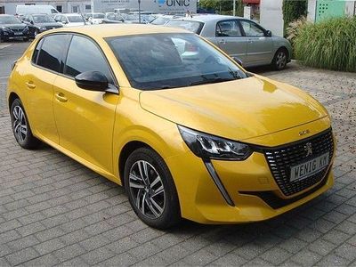 Gebraucht Peugeot 208 Allure 102 PS (75 kW) 2022 Gelb Kleinwagen