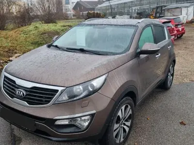Gebraucht Kia Sportage Spirit 136 PS (100 kW) 2013 Braun SUV